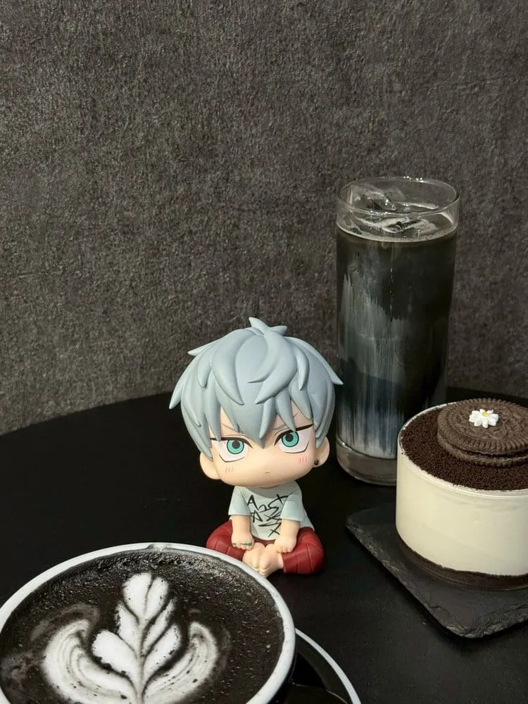 Alien Stage Look Up PVC Figure Till 11 cm